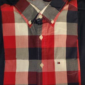 TOMMY HILFIGER PLAID BUTON DOWN
